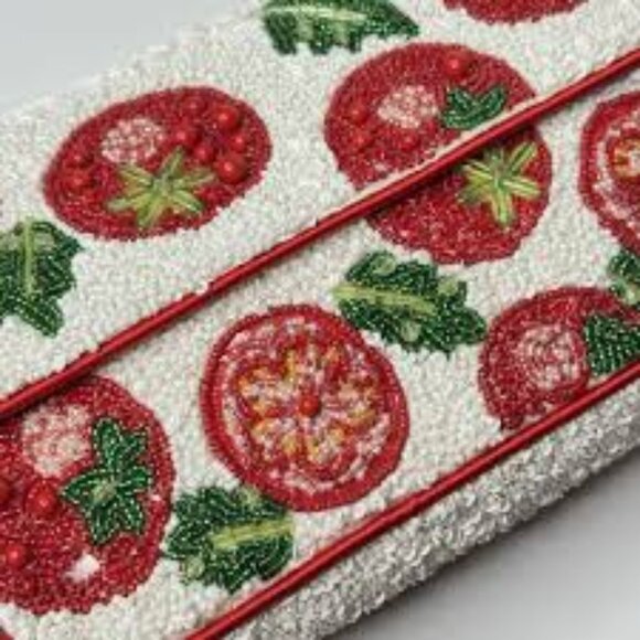 Viral Tik Tok Beaded tomato white red Handmade in India purse bag - Picture 2 of 9
